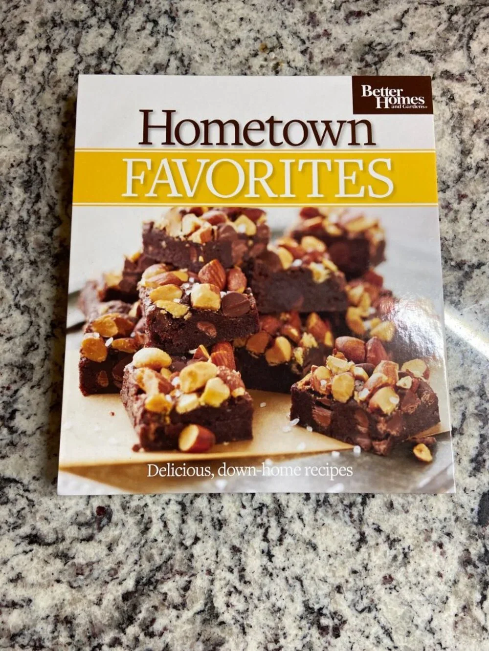 Better Homes & Gardens Hometown Favorites Cookbook 2013 Recipes